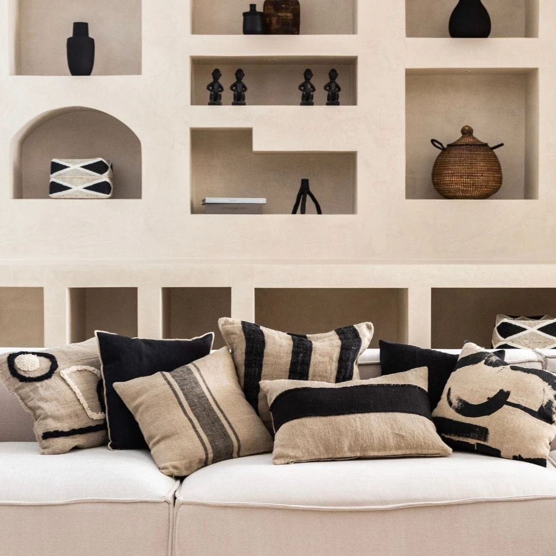 Linen Cushion Cover Nai Edge | Black 45x45cm 2 Linen Cushion Cover Nai Edge | Black 45x45cm - Image 2