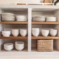 Pion Stoneware Cake Plate | White/Grey 16.5x2.5cm -Home Sale Shop zoco home pion stoneware cake plate white grey 16 5x2 5cm home accessories 52382693392727