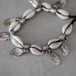 Seashell Anklet | Black -Home Sale Shop zoco home seashell anklet black 60823802478935